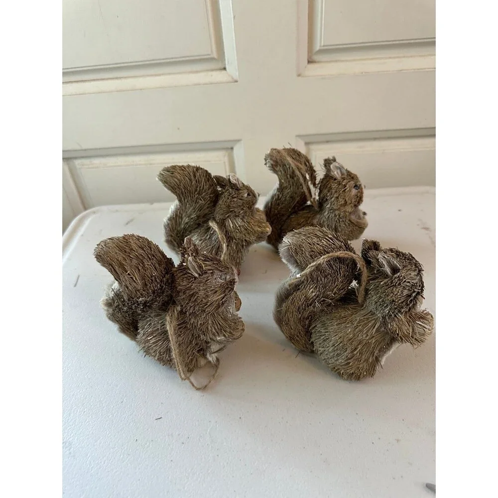 Natural Woodland Straw Squirrel Animal Figurine Christmas Ornament Set Of 4